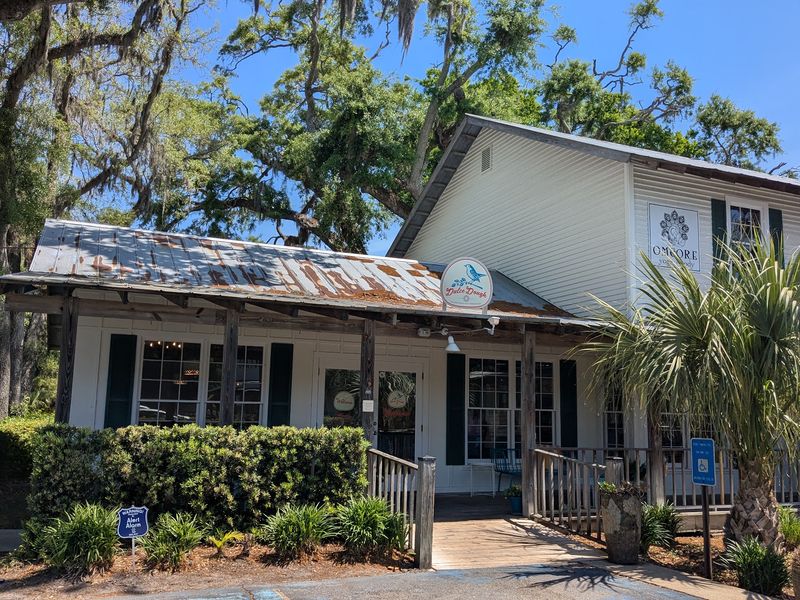 Dulce Dough Donuts & Bakery, St. Simons Island