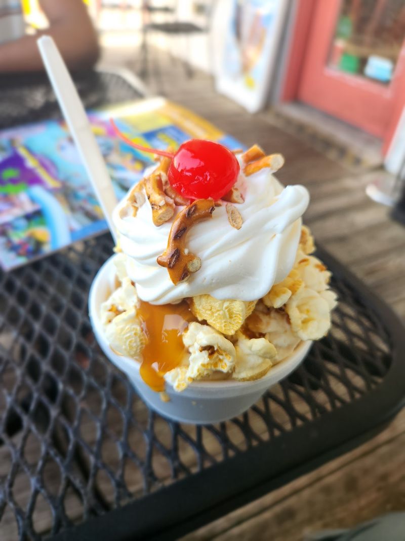 Squigley’s Ice Cream & Treats - Carolina Beach