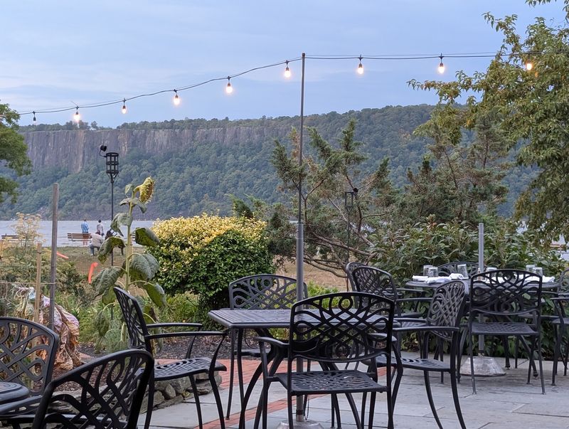 Harvest on Hudson