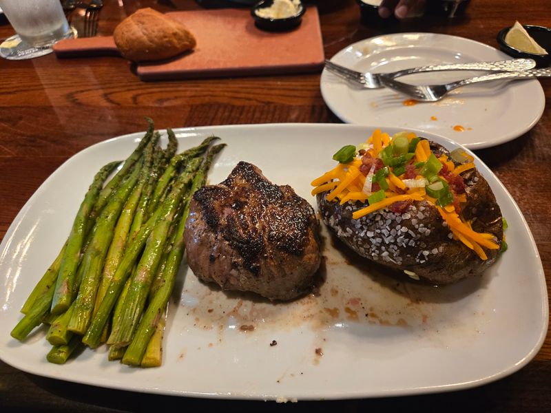 LongHorn Steakhouse, Greenville, Greenville County