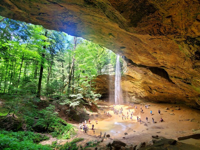 Hocking Hills State Park - A Forest Picnic Surrounded By Cliffs And Waterfalls
