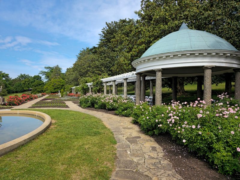 Italian Garden Views With Formal Charm