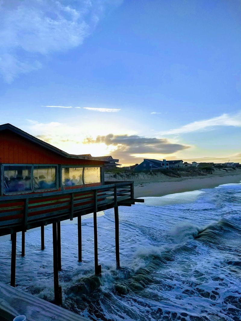Fish Heads Bar & Grill, Nags Head