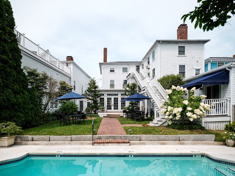 Harbor Light Inn - Marblehead
