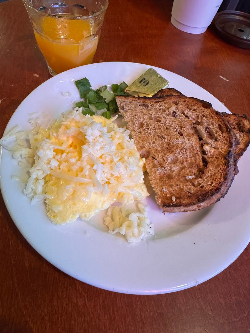 Zanzibar's Coffee Adventure - Des Moines