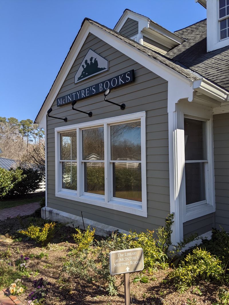 McIntyre's Books - Fearrington Village, Pittsboro