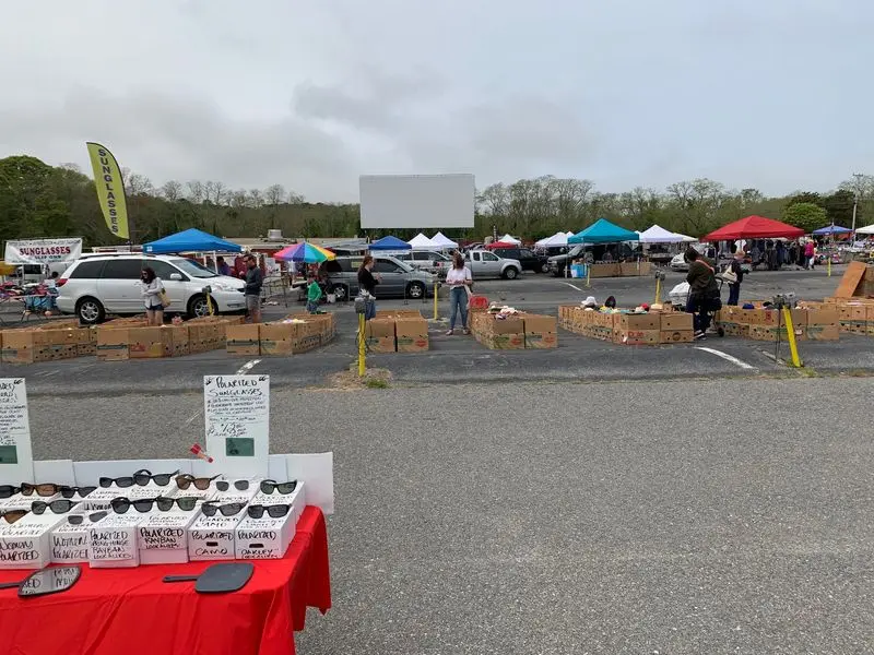 The Flea Market Turns Morning Into a Treasure Hunt