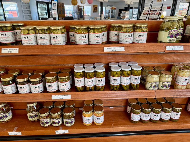 Shop the Farm Market for Local Favorites