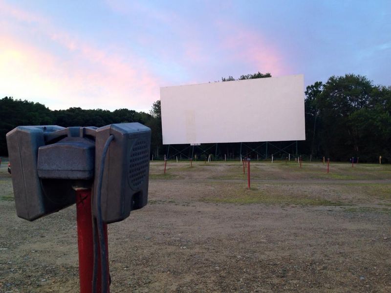 A Connecticut Drive-In Worth Experiencing At Least Once
