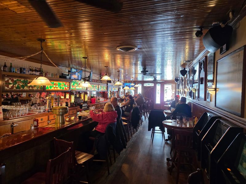 Brazen Head Pub, West Bend, Washington County