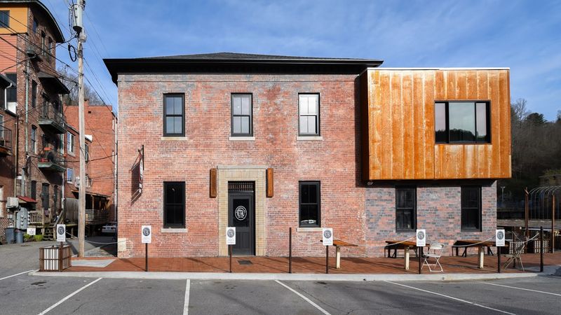 The Old Marshall Jail Hotel - Marshall 