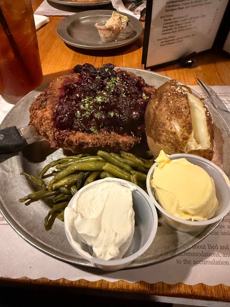 Come Hungry for Classic American Comfort Food