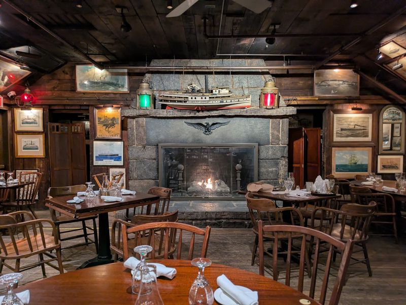 Griswold Inn (Essex)