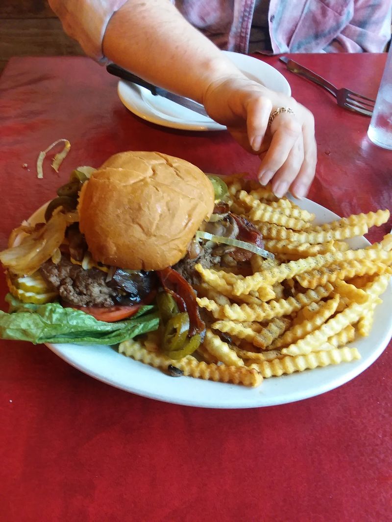 A Burger That Makes the Drive Feel Like Part of the Meal