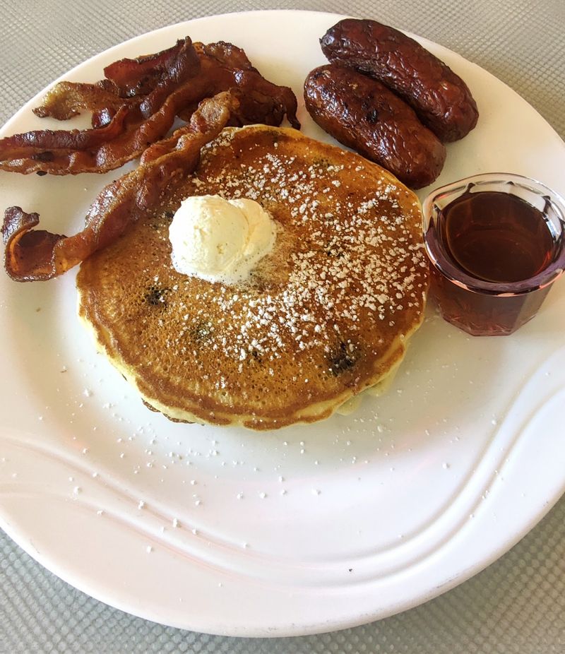 Georgie's Diner - West Haven