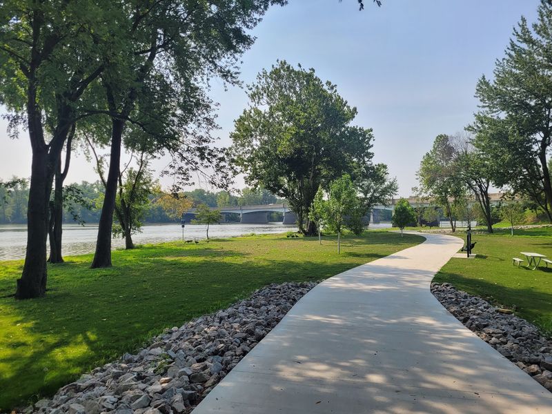 Riverwalk - Maumee
