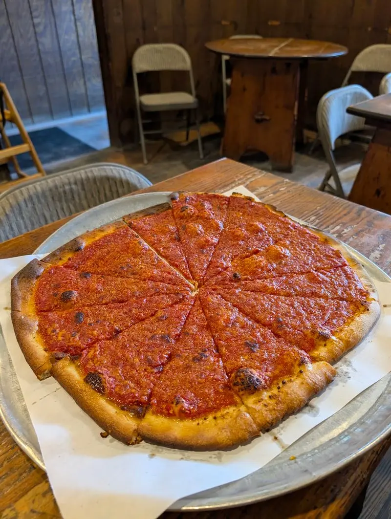 The Menu Keeps the Spotlight Squarely on Pizza