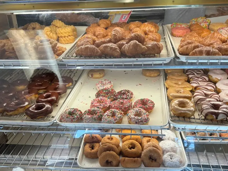 Hole In One Donuts - Tampa