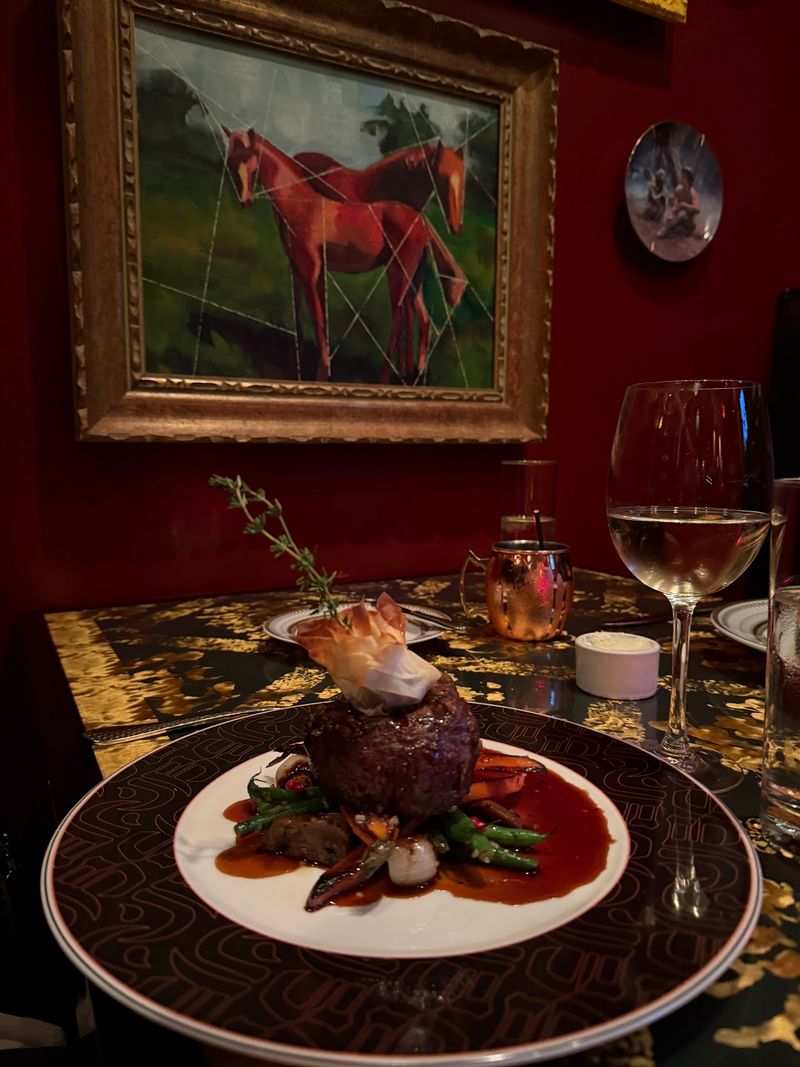 L'Opossum, Richmond, Richmond City