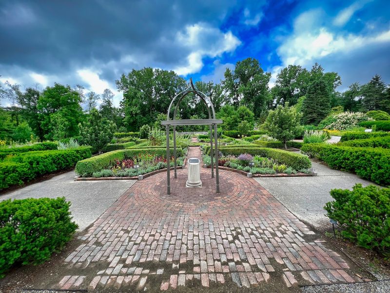 A Slower Afternoon at Matthaei Botanical Gardens