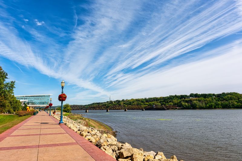 River Lights and Bluff Views in Dubuque