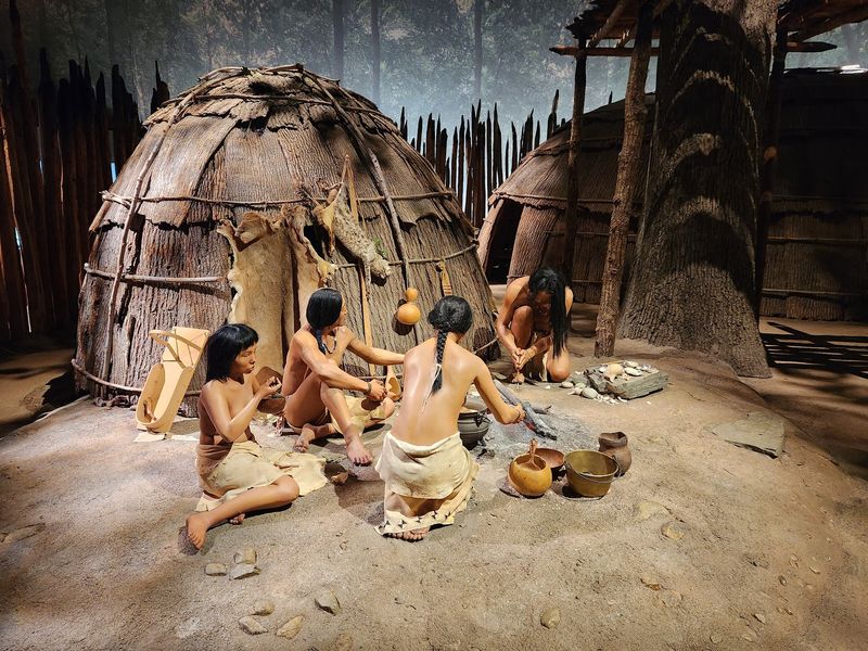 Mashantucket Pequot Museum & Research Center