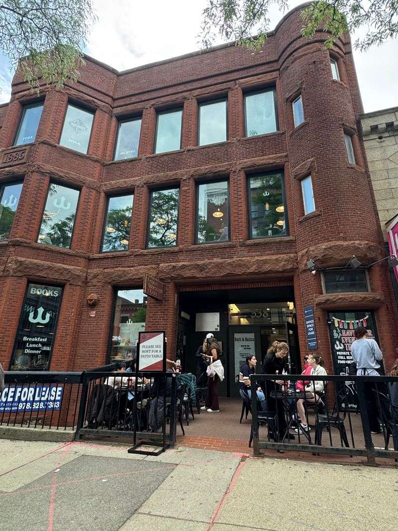 A Bookstore That Spreads Out Across Two Floors