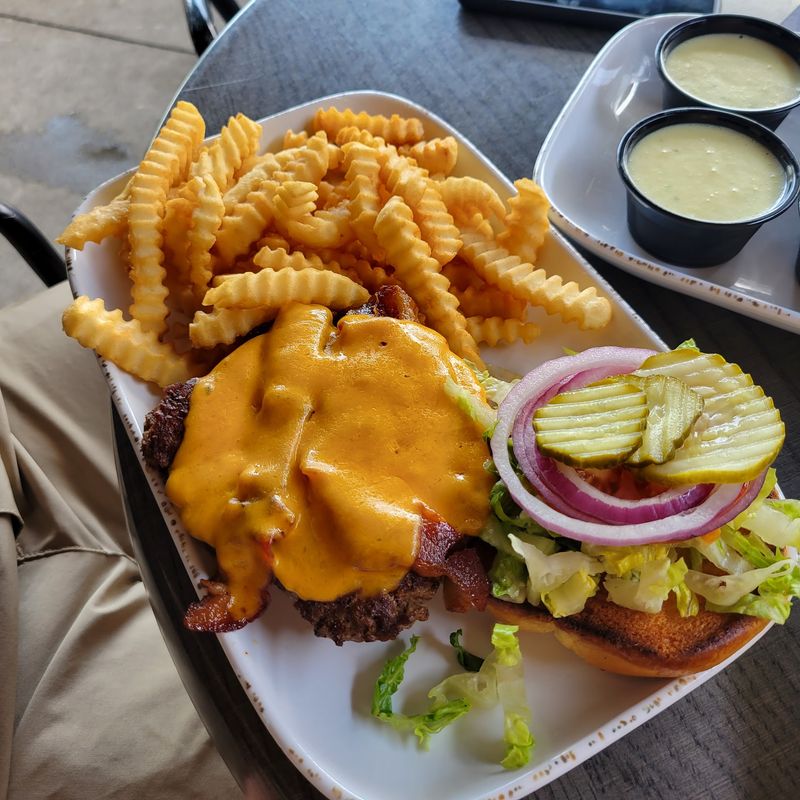 A Cozy Bar Feel That Makes the Sandwich Taste Better