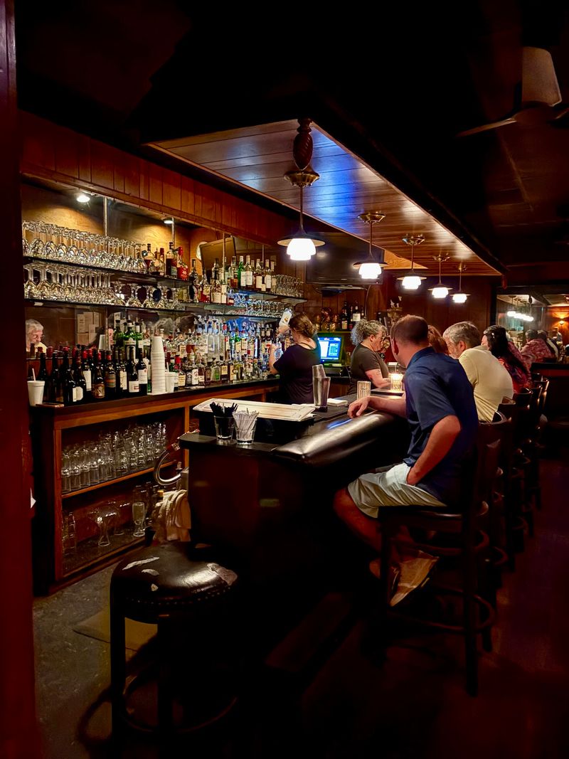 A Throwback Steakhouse Mood That Feels Like Dinner From Another Era