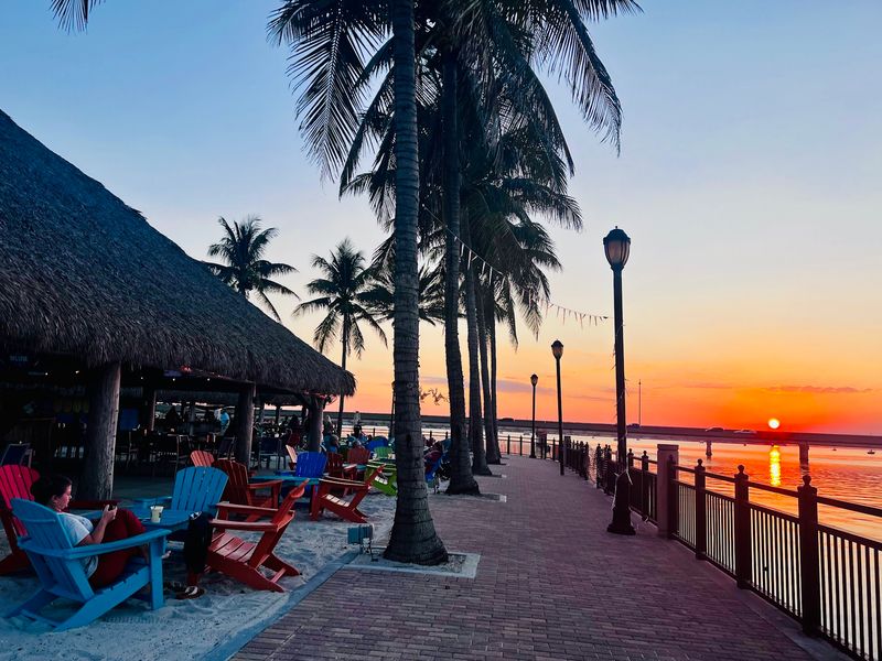 A Sandy Patio That Feels Like a Shortcut to Vacation
