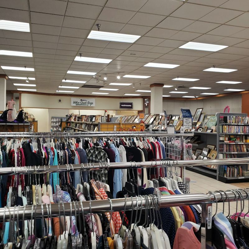 Clothing Racks Make It Easy To Build a Cheap New Wardrobe