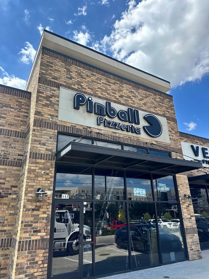 Pinball Pizzeria - Houston