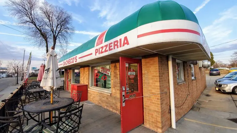 DeCheco's Pizzeria - Akron