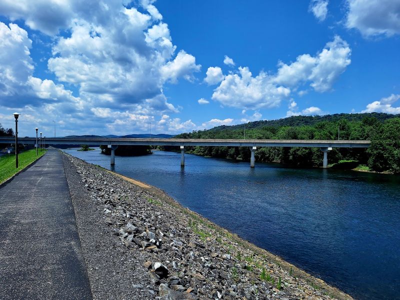 William Clinger Riverwalk / Lock Haven Levee Trail - Lock Haven