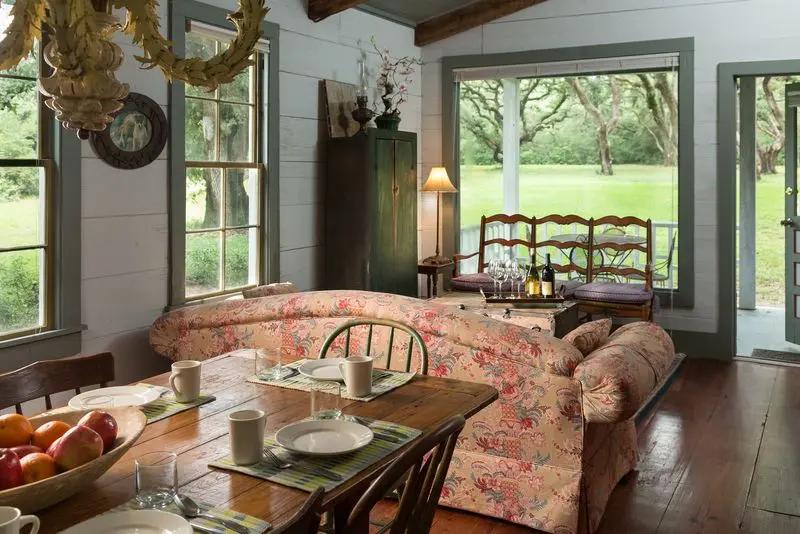 BlissWood Bed & Breakfast Ranch - Cat Spring