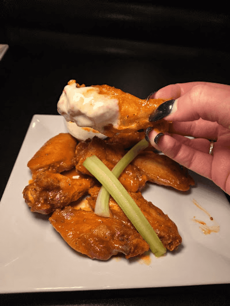 Boneless Wings and Tenders Make Ordering Easy