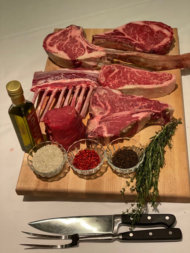 Royal 35 Steakhouse