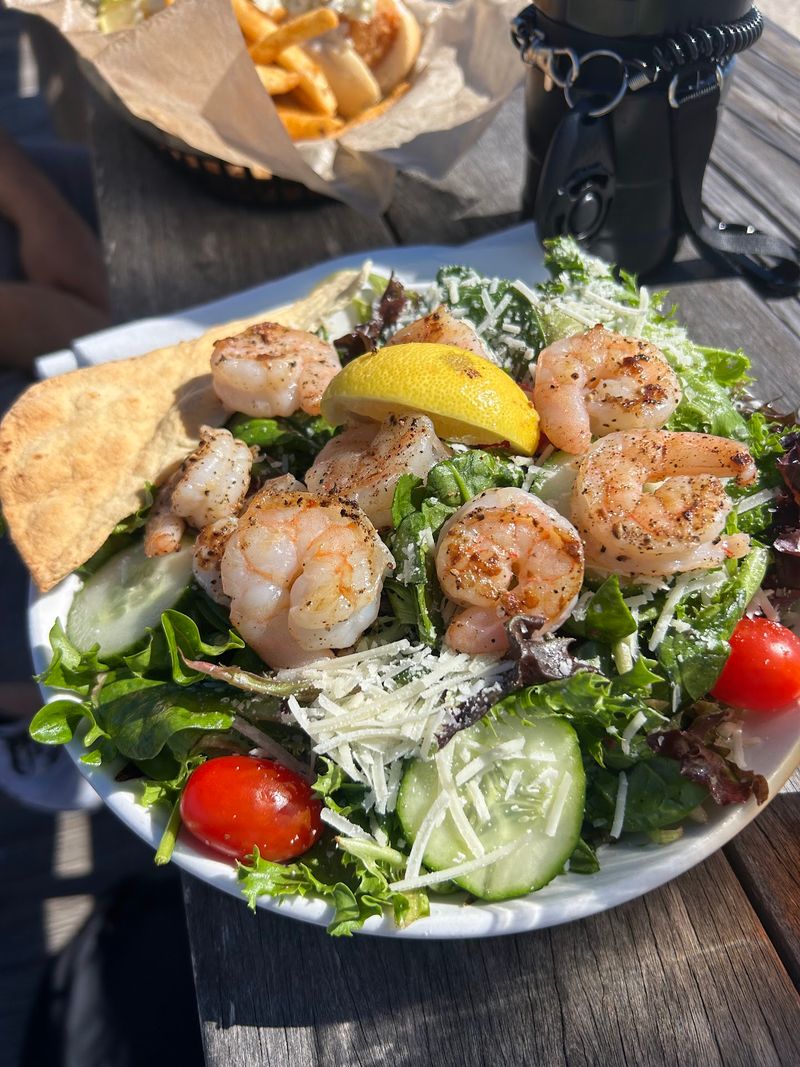 Fresh Local Seafood Takes Center Stage