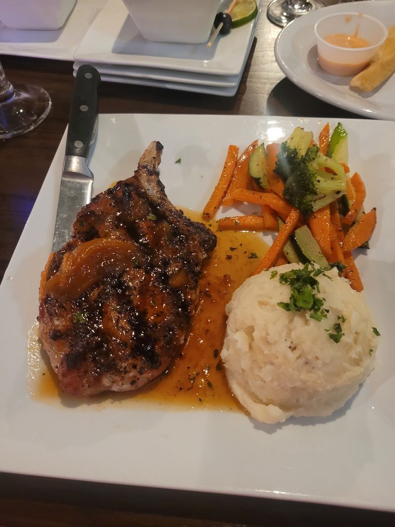 Latin Roots Bar & Grill &ndash; Greenville (Latin American)