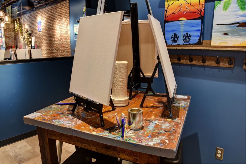 Muse Paintbar - Arlington Ballston