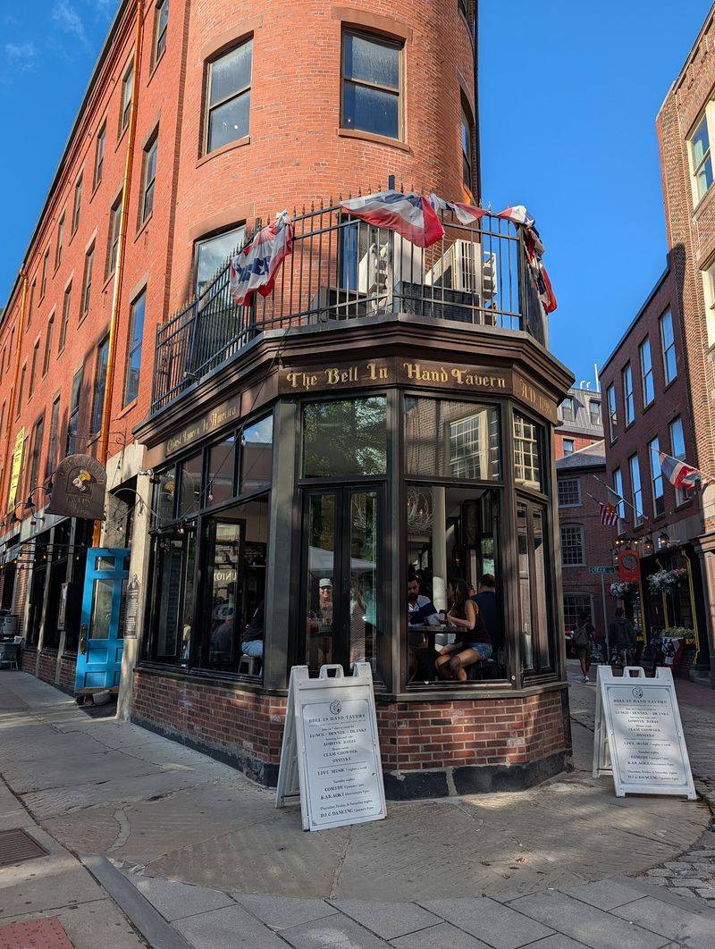 Bell in Hand Tavern