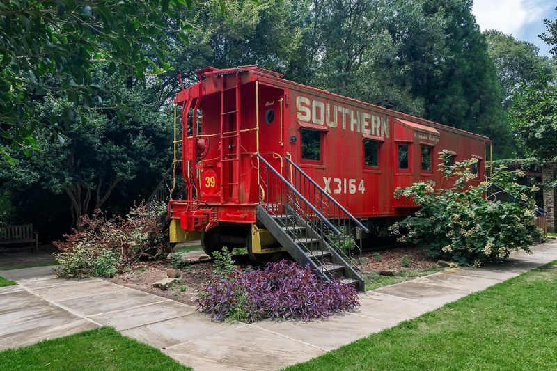 Artful Corners and Garden Surprises