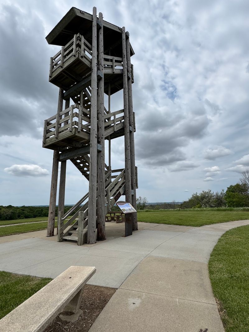 Scenic Overlook Tower, Loveland Overlook