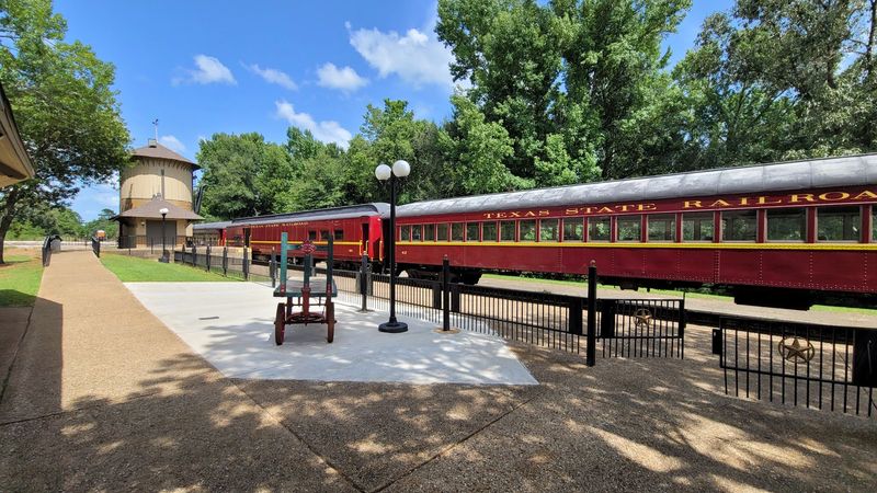 Palestine - Texas State Railroad Depot