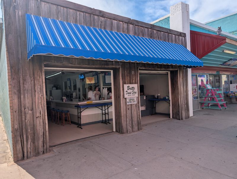 Britt's Donut Shop - Carolina Beach