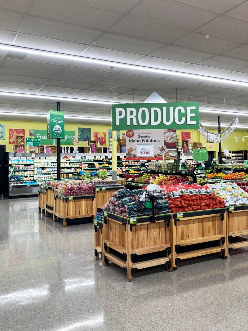 Marc's, Cleveland, Cuyahoga County