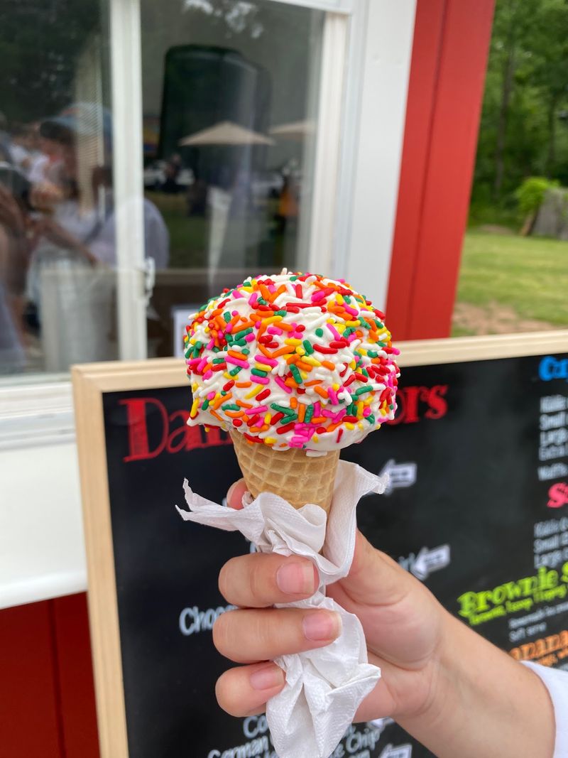 Rich Farm Ice Cream, Middlefield, Middlesex County
