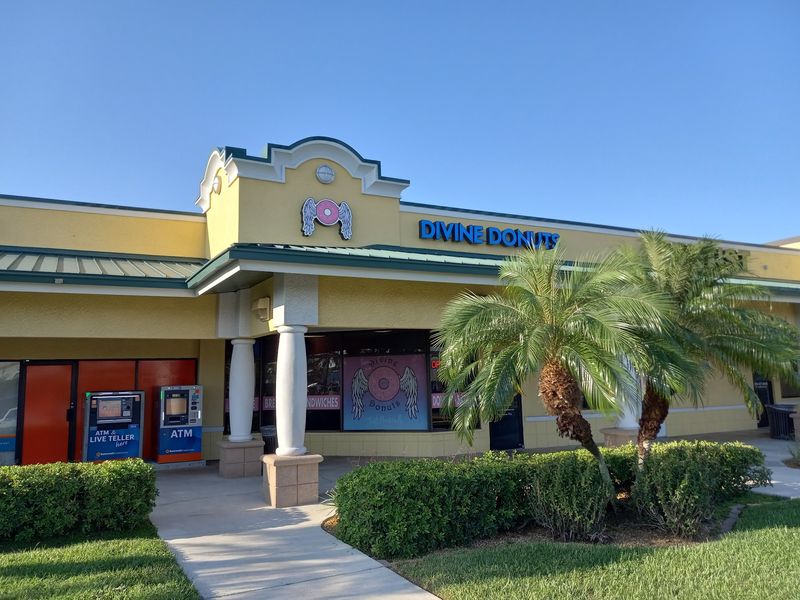 Divine Donuts - Fort Myers