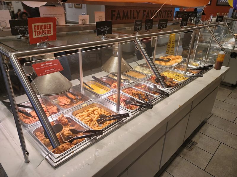 Golden Corral Buffet & Grill - Bronx