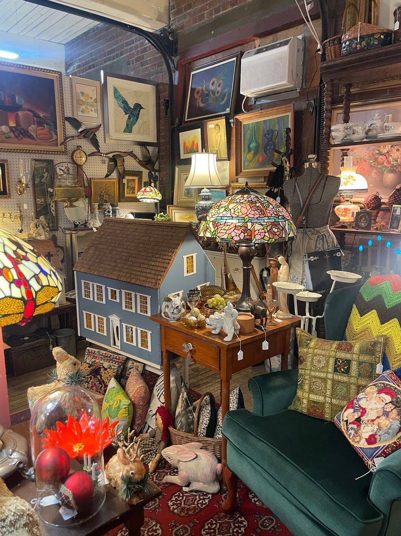 Canton Antique & Flea Market - Canton, Hartford County,